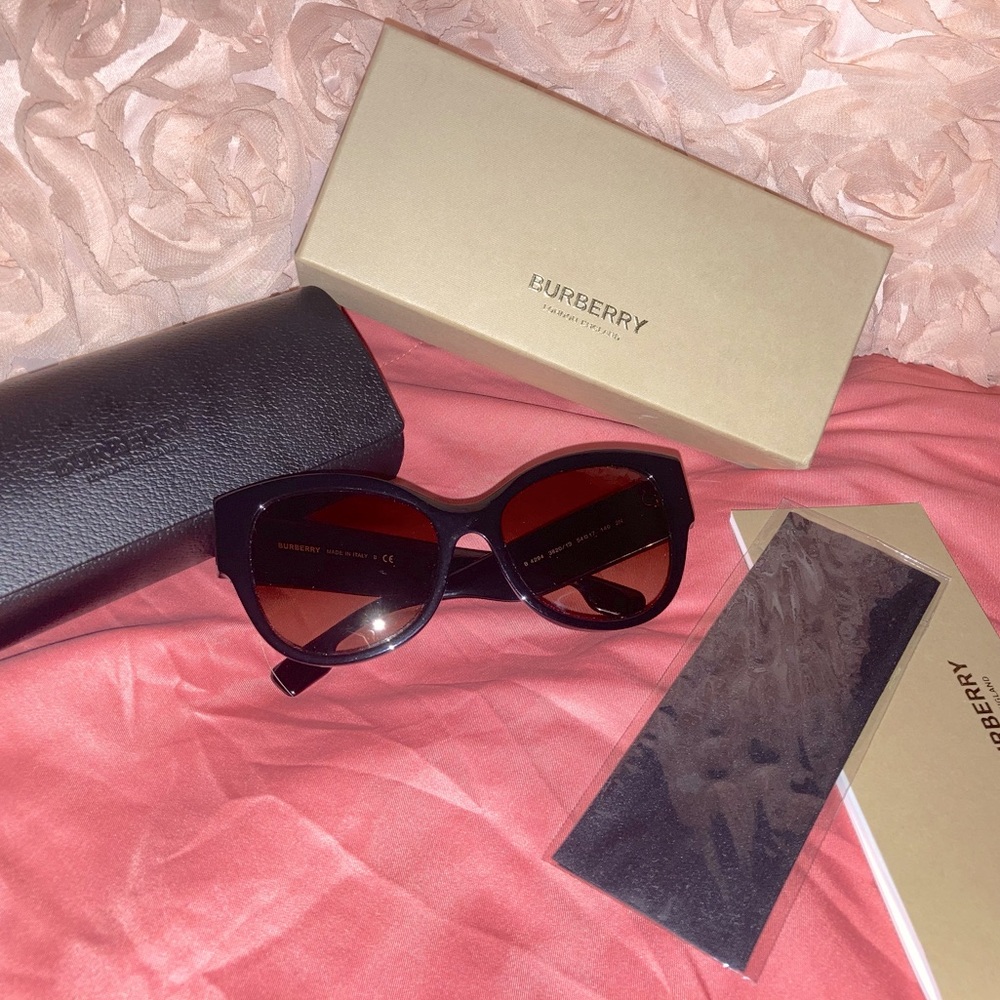 24 HOUR SALE Burberry BE4294 Sunglasses